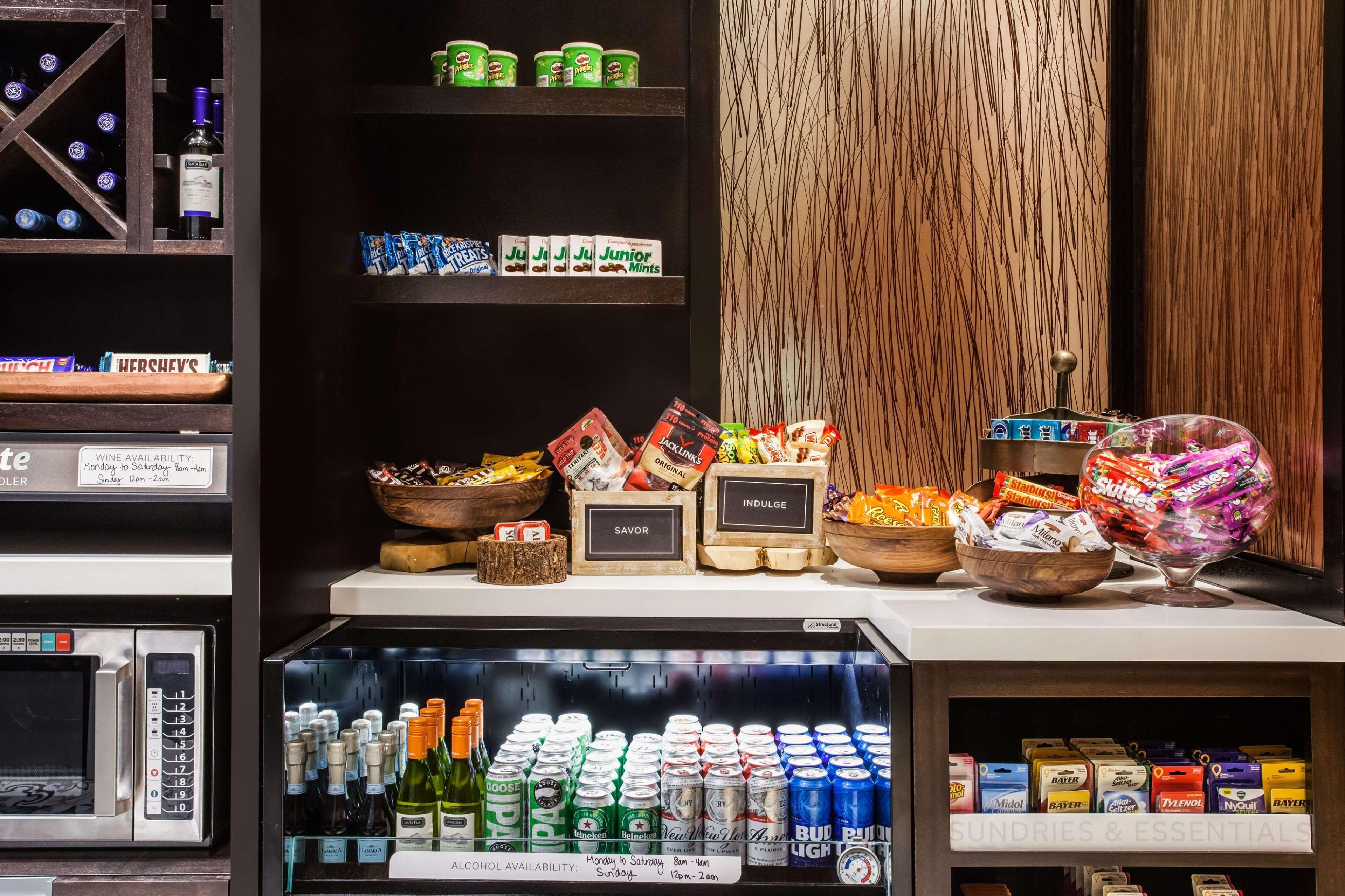 Hilton Garden Inn West 35Th Street Нью-Йорк Экстерьер фото