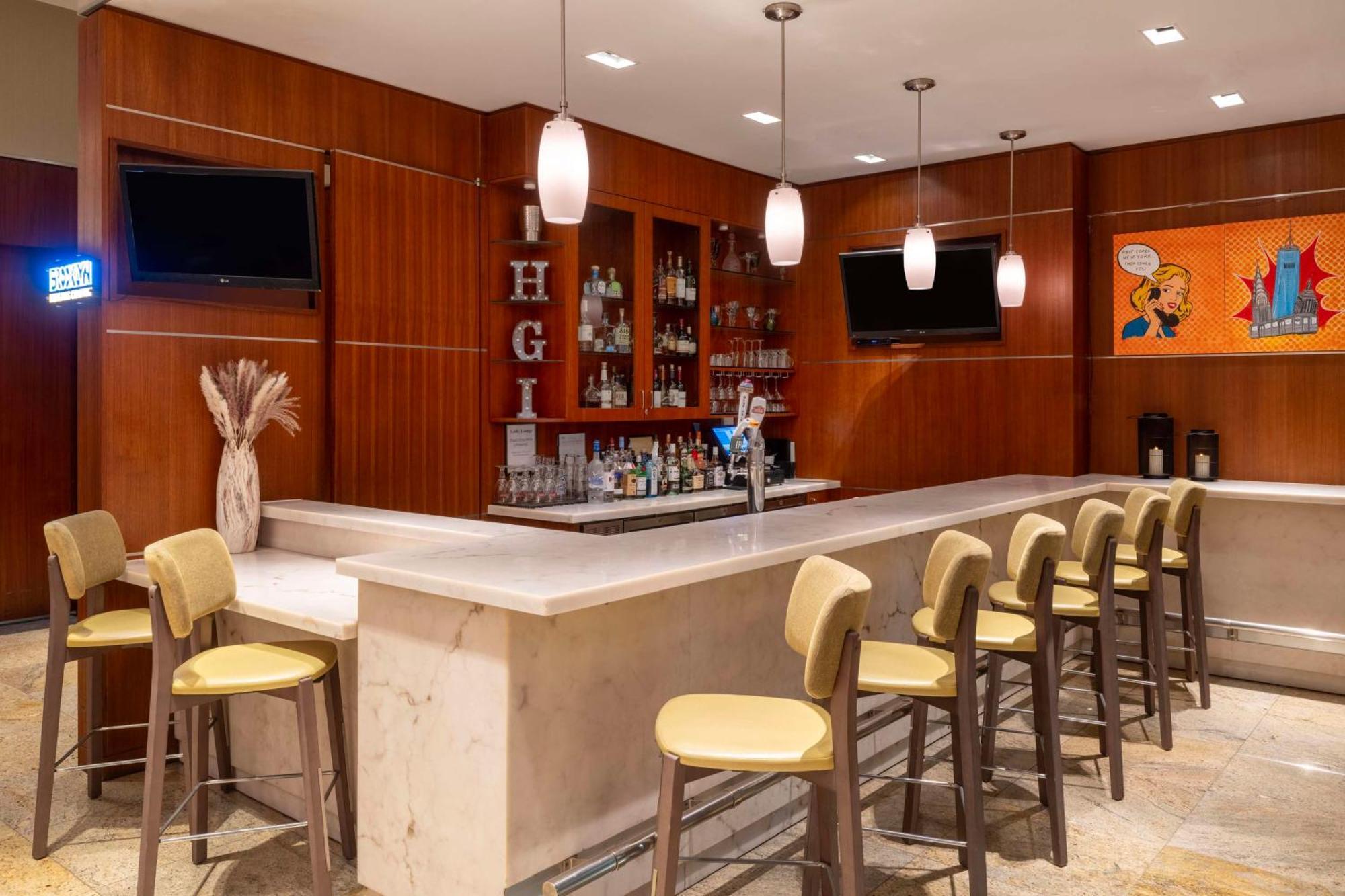 Hilton Garden Inn West 35Th Street Нью-Йорк Экстерьер фото