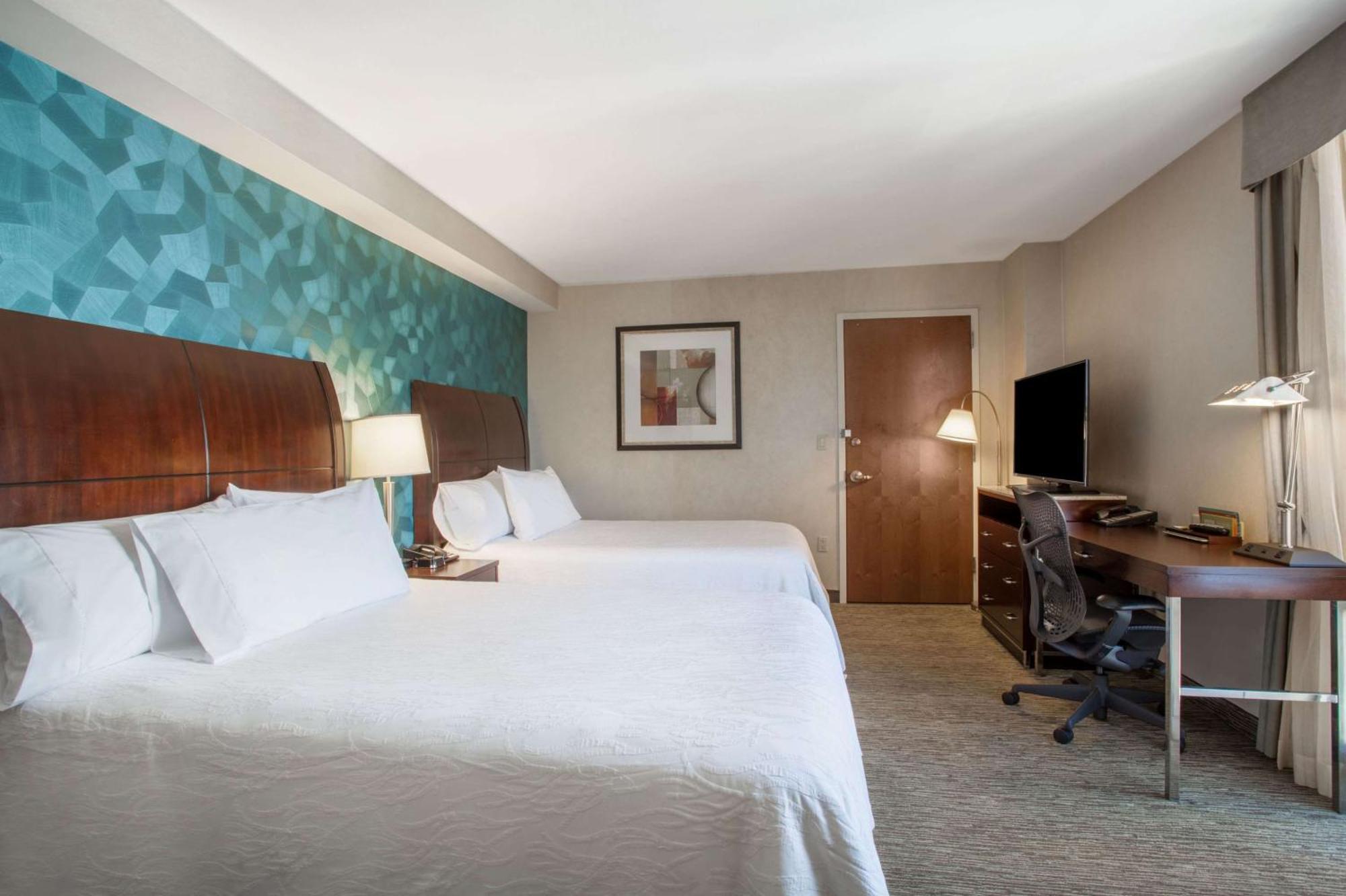 Hilton Garden Inn West 35Th Street Нью-Йорк Экстерьер фото