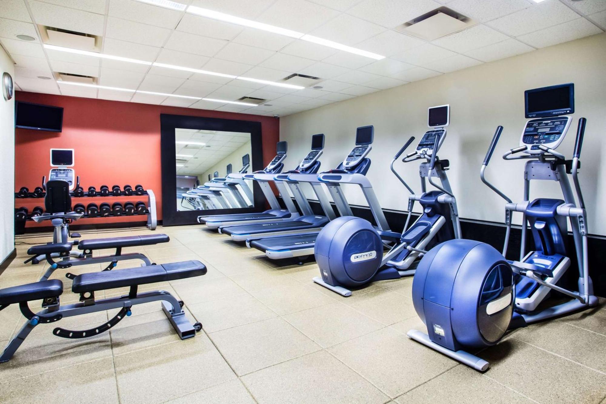 Hilton Garden Inn West 35Th Street Нью-Йорк Экстерьер фото