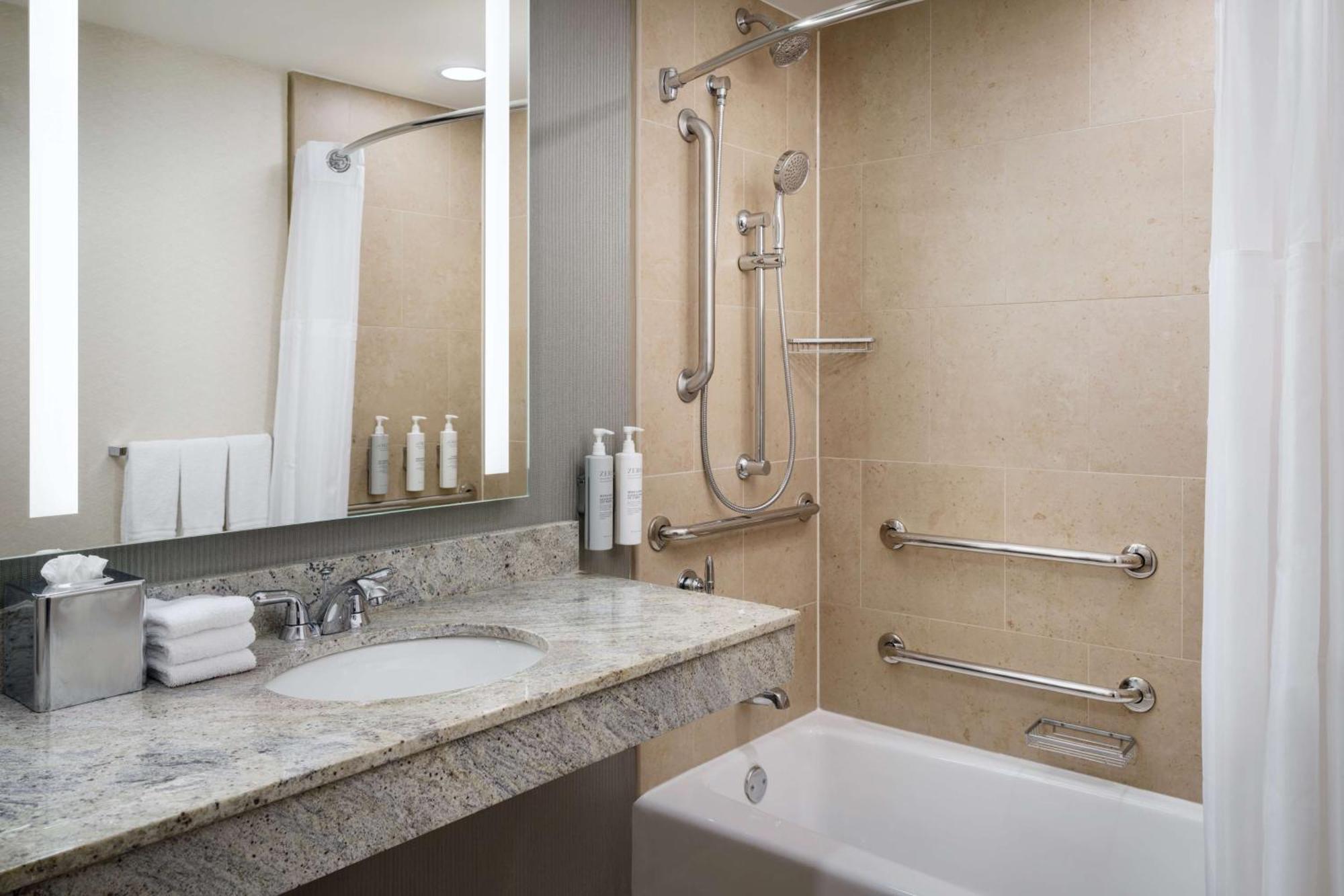 Hilton Garden Inn West 35Th Street Нью-Йорк Экстерьер фото