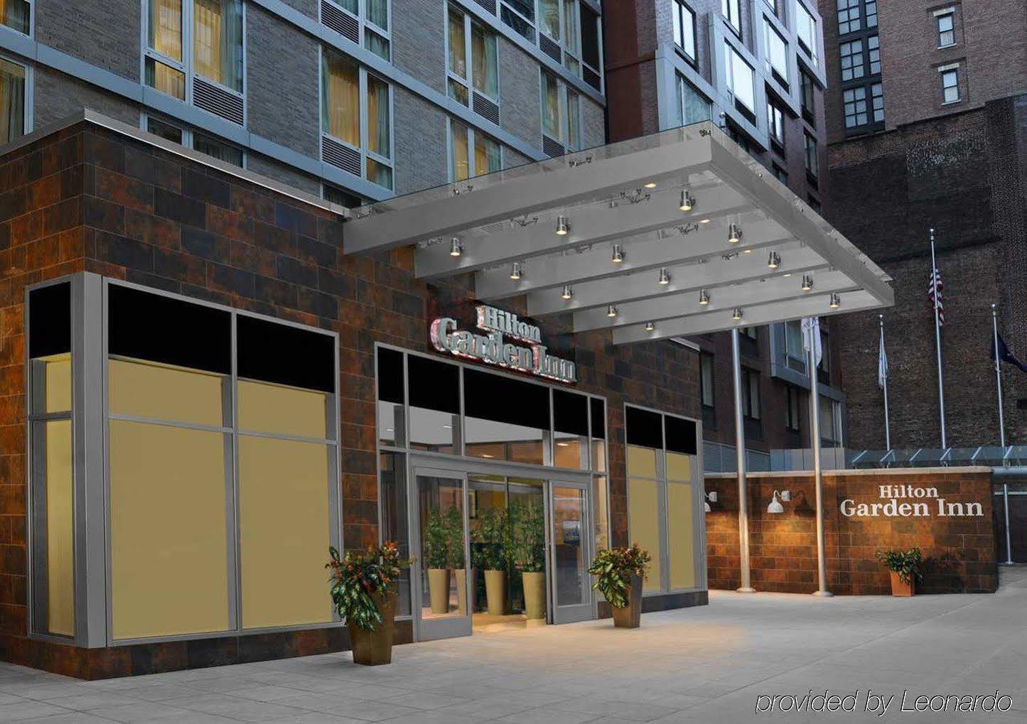 Hilton Garden Inn West 35Th Street Нью-Йорк Экстерьер фото